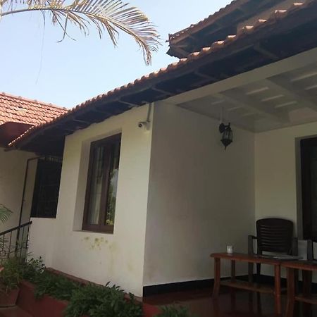 Emerald Castle Villa Madikeri Luaran gambar