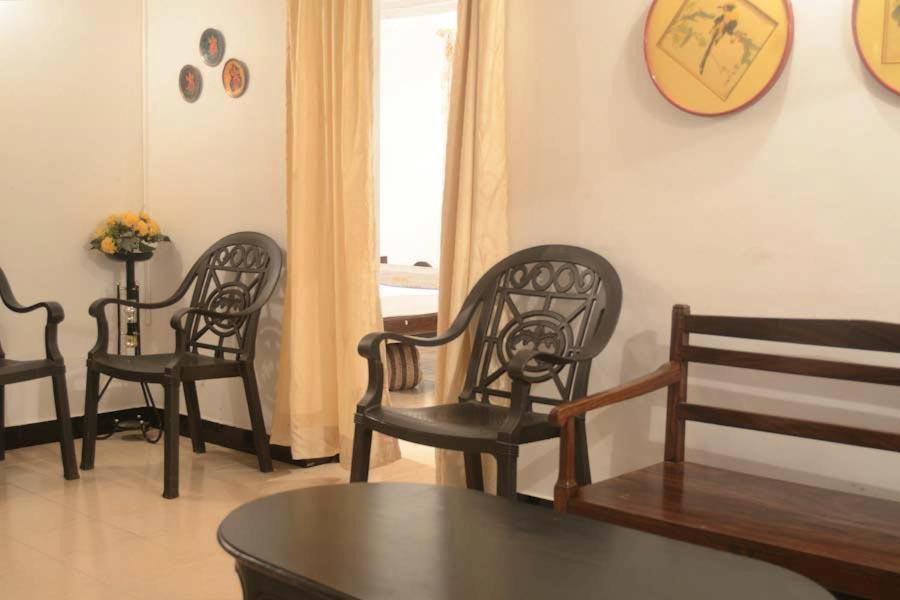 Emerald Castle Villa Madikeri Luaran gambar
